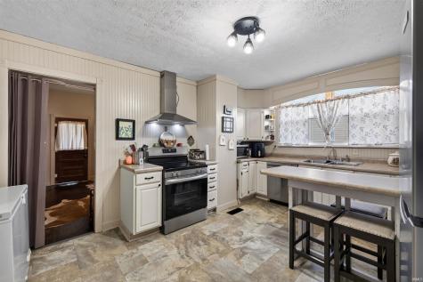 316 N Canal Street Worthington IN 47471