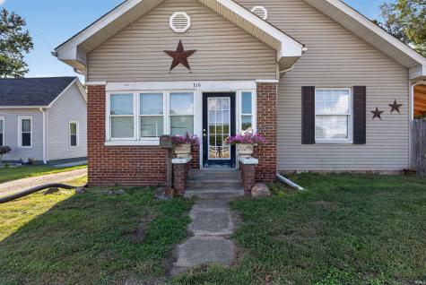 316 N Canal Street Worthington IN 47471