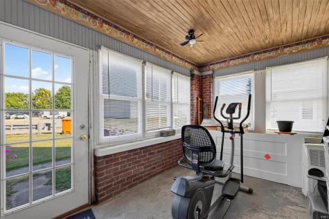316 N Canal Street Worthington IN 47471