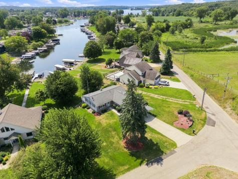 15 Lane 750 Snow Lake Fremont IN 46737