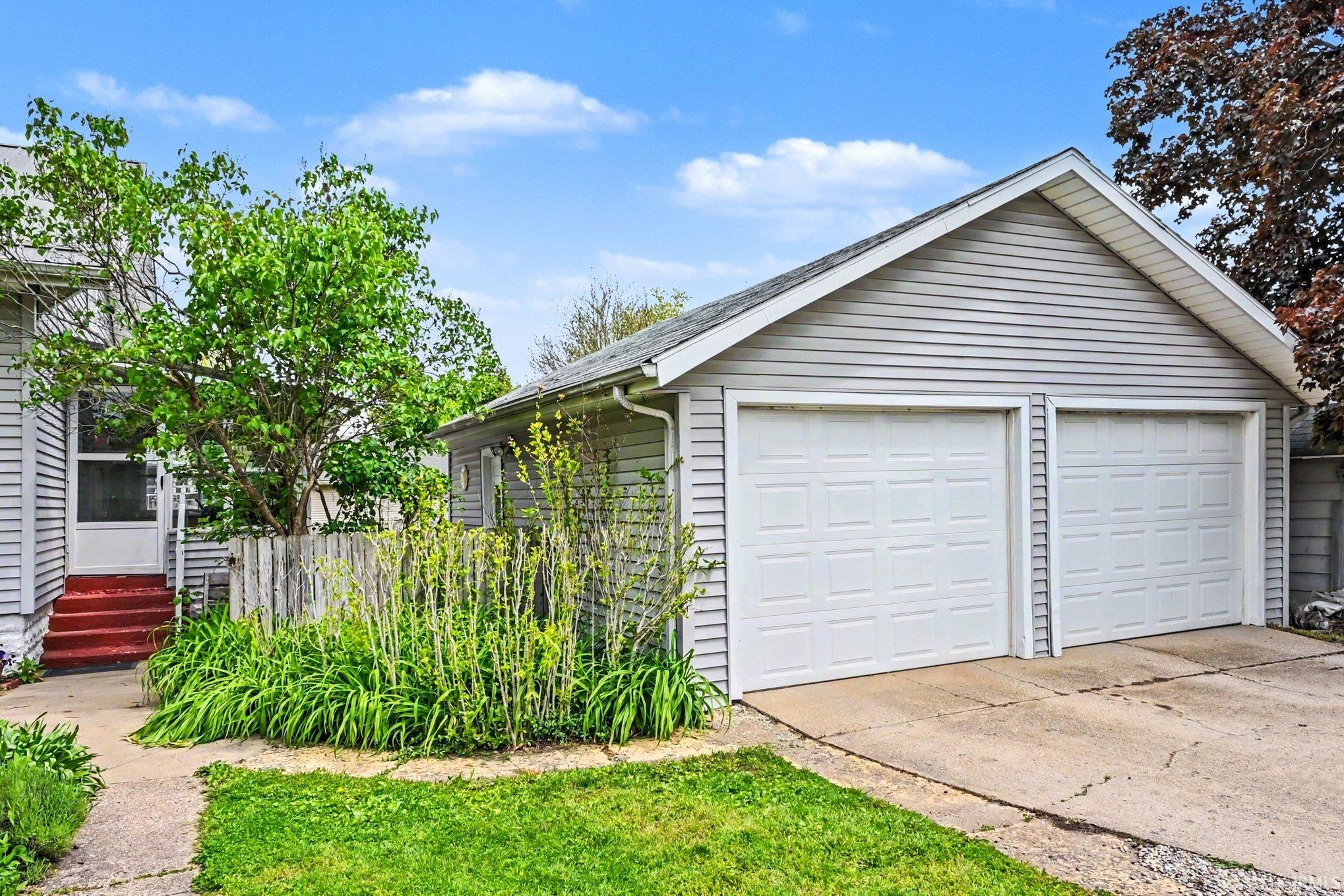 720 S 11th Street Goshen IN 46526