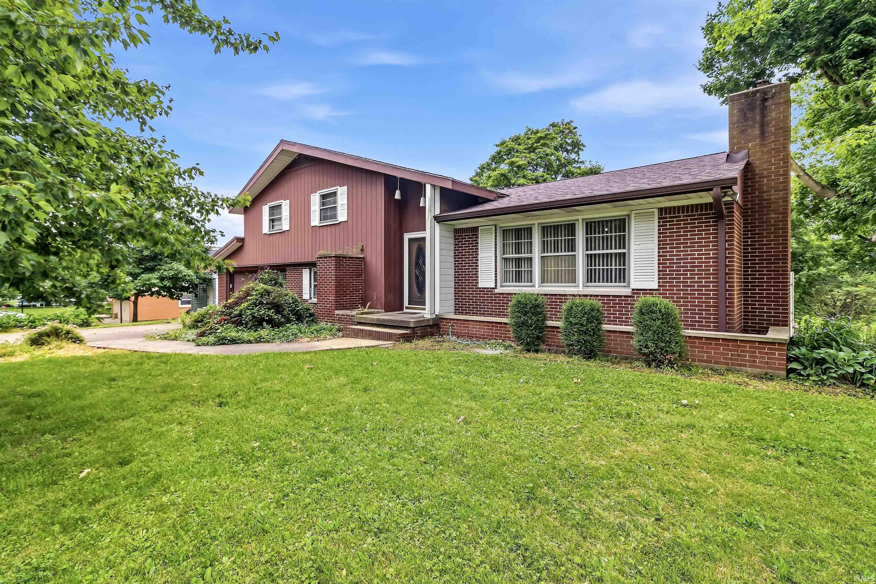 1925 W Thomas Drive Marion IN 46952