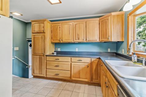 1925 W Thomas Drive Marion IN 46952