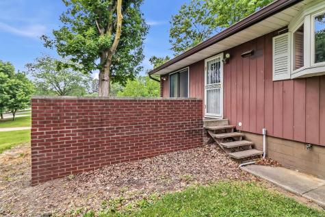 1925 W Thomas Drive Marion IN 46952