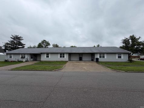 301, 303, 305 SE A Street Linton IN 47441