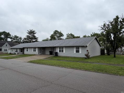 301, 303, 305 SE A Street Linton IN 47441