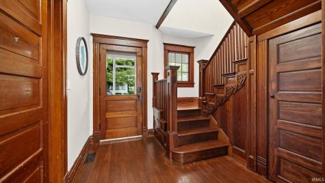 313 Lakeshore Drive Culver IN 46511