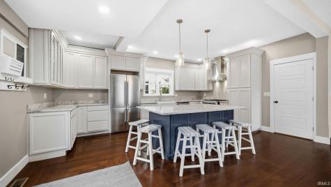 313 Lakeshore Drive Culver IN 46511