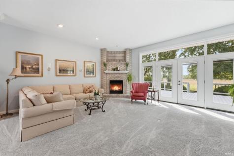 209 S Buckingham Road Yorktown IN 47396