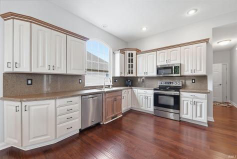 209 S Buckingham Road Yorktown IN 47396
