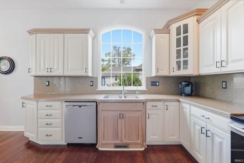 209 S Buckingham Road Yorktown IN 47396