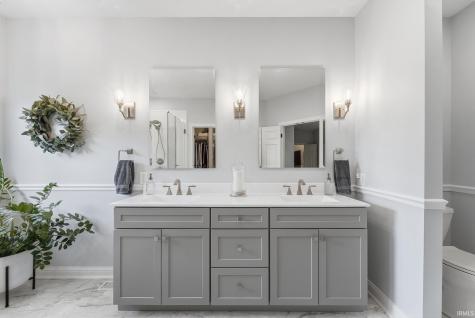 209 S Buckingham Road Yorktown IN 47396