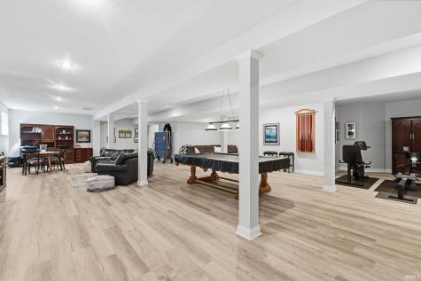 209 S Buckingham Road Yorktown IN 47396