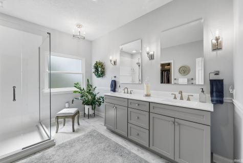 209 S Buckingham Road Yorktown IN 47396