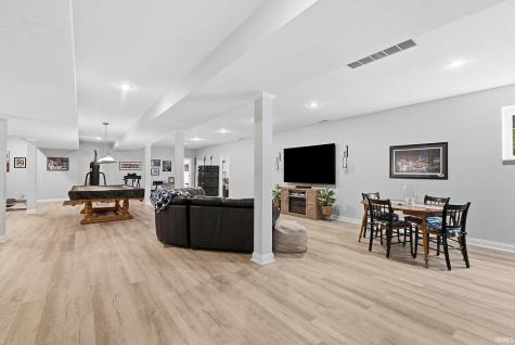 209 S Buckingham Road Yorktown IN 47396