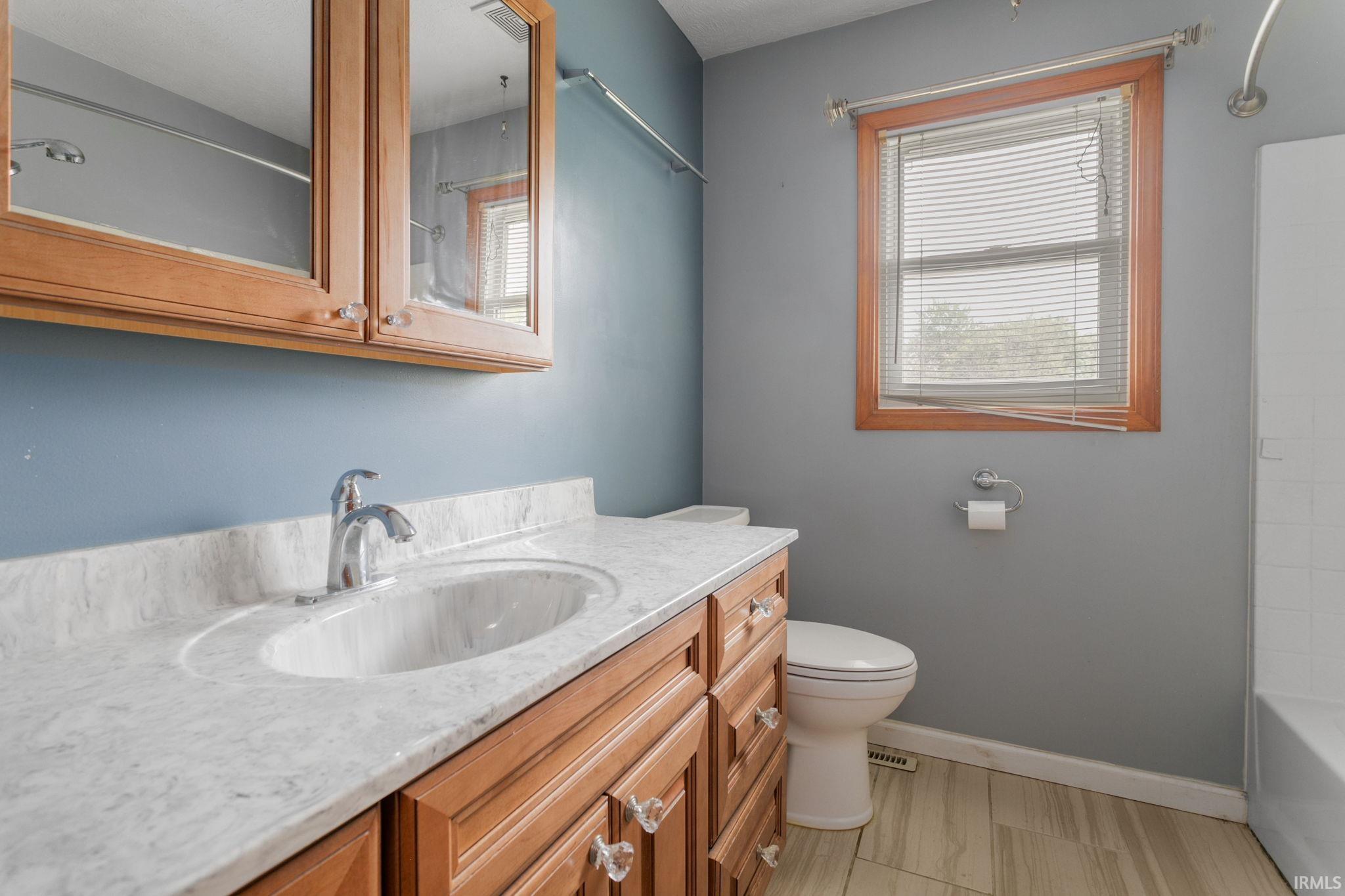 2004 N Meade Street South Bend IN 46628
