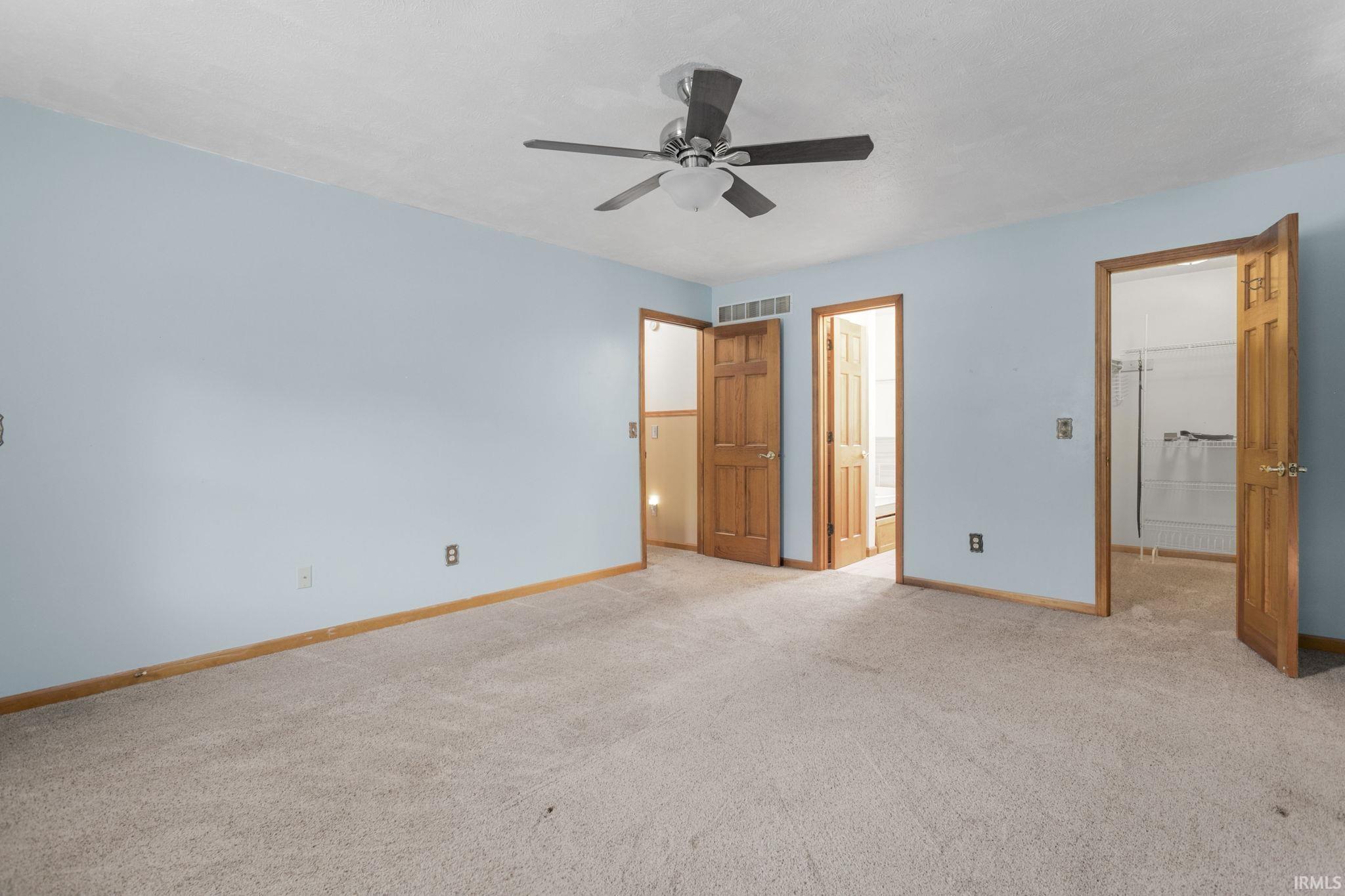 2004 N Meade Street South Bend IN 46628