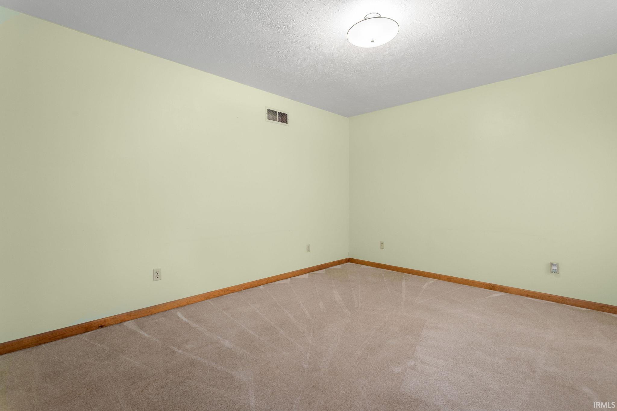 2004 N Meade Street South Bend IN 46628