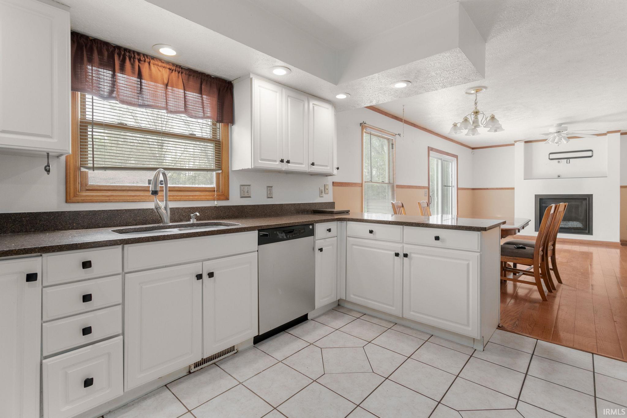 2004 N Meade Street South Bend IN 46628