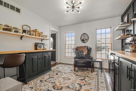 5682 Yellow Wood Drive South Bend IN 46614
