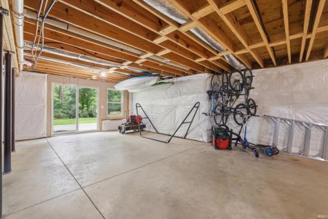 7243 N Red Hill Road Ellettsville IN 47429