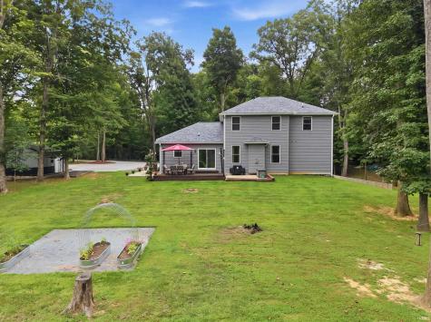 7243 N Red Hill Road Ellettsville IN 47429