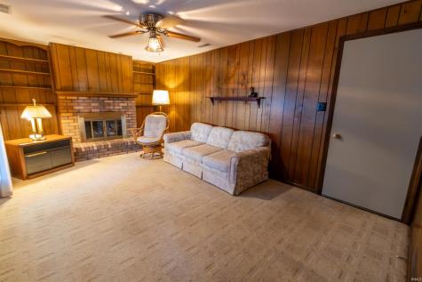 1550 Canterbury Court Huntington IN 46750