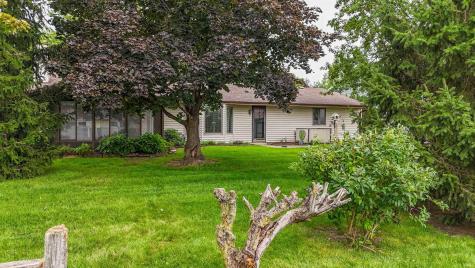 1550 Canterbury Court Huntington IN 46750