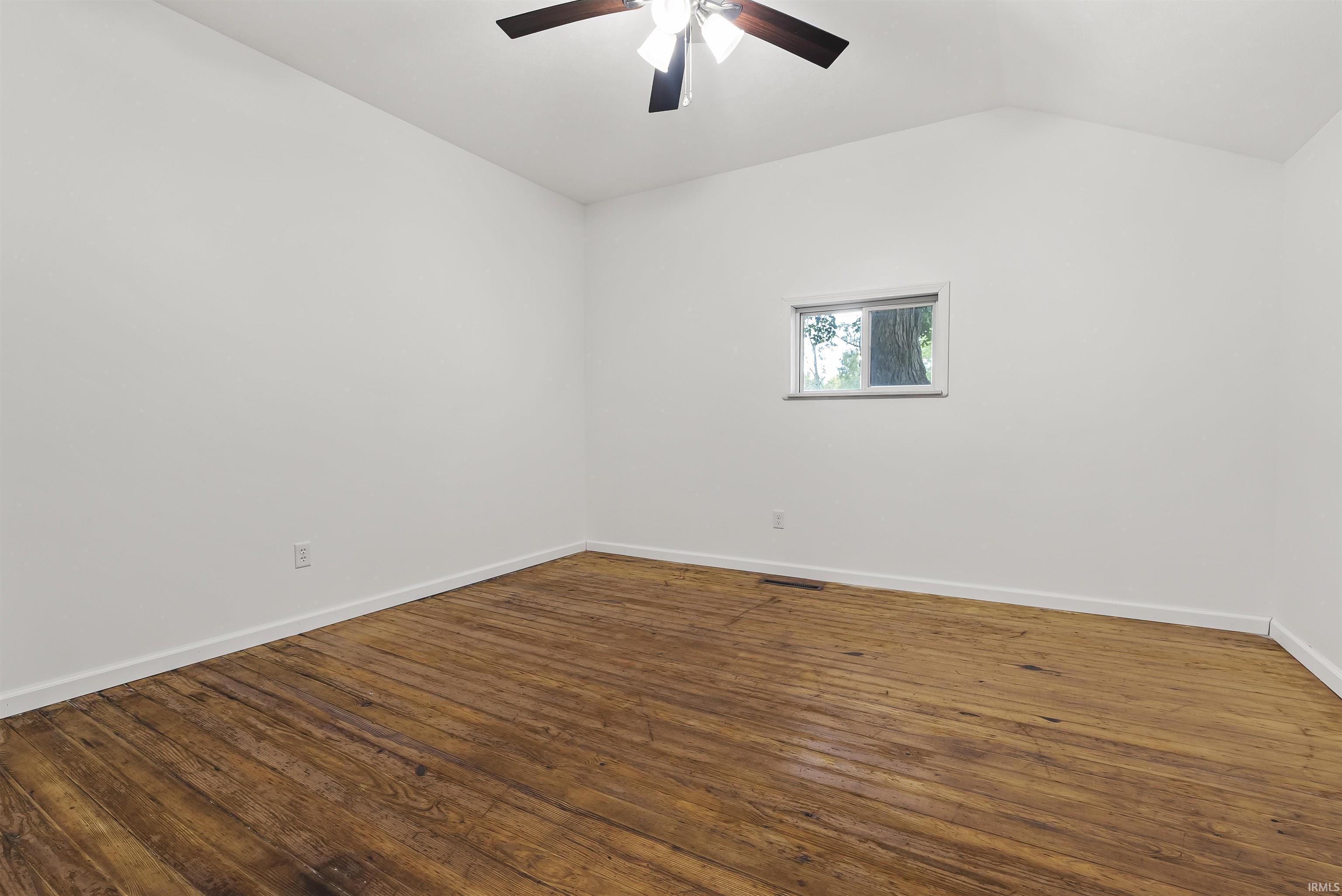 1038 W 200 S Warsaw IN 46580