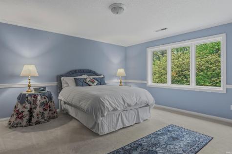 8610 Oakcliff Court Fort Wayne IN 46825