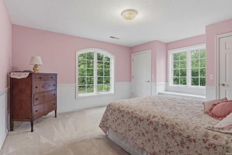 8610 Oakcliff Court Fort Wayne IN 46825