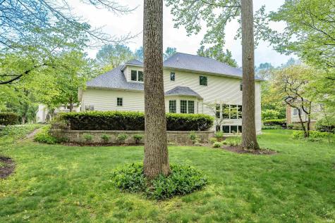 8610 Oakcliff Court Fort Wayne IN 46825