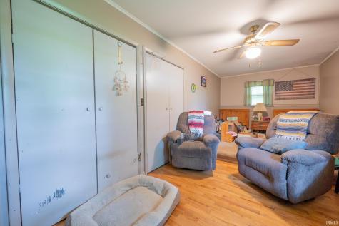 330 E 10th Street Jonesboro IN 46938