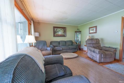 330 E 10th Street Jonesboro IN 46938