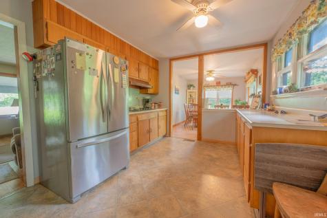 330 E 10th Street Jonesboro IN 46938