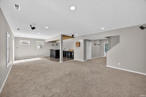1982 E Cheyanne Lane Bloomington IN 47401