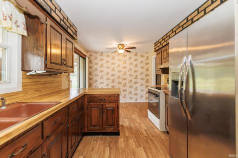 3904 S Maple Lane Muncie IN 47302