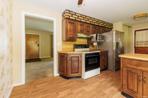 3904 S Maple Lane Muncie IN 47302