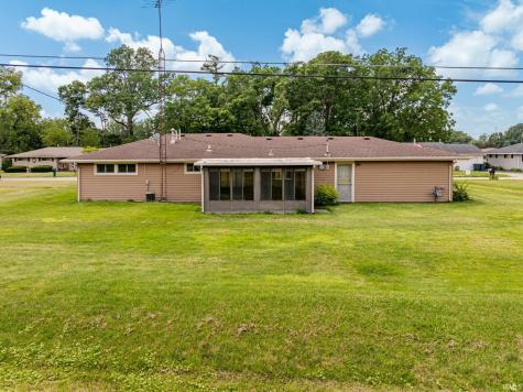 3904 S Maple Lane Muncie IN 47302