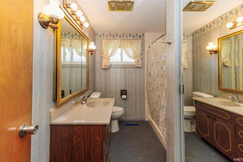 3904 S Maple Lane Muncie IN 47302