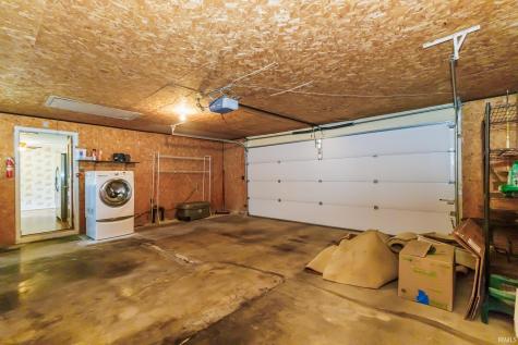 3904 S Maple Lane Muncie IN 47302