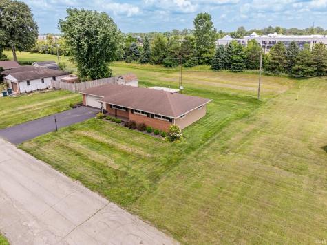 3904 S Maple Lane Muncie IN 47302