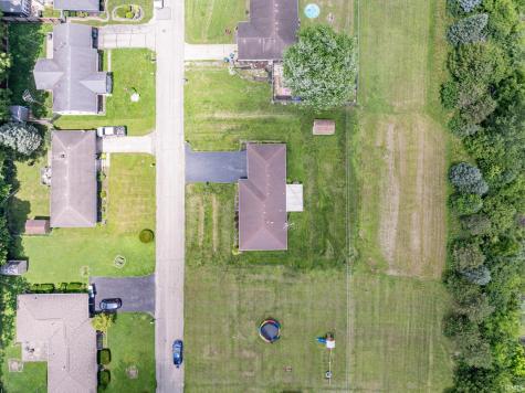 3904 S Maple Lane Muncie IN 47302