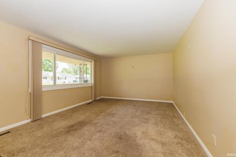 3904 S Maple Lane Muncie IN 47302
