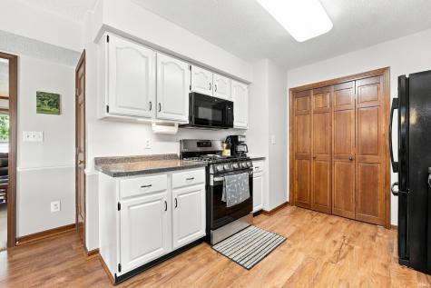 10210 Brandywine Drive Fort Wayne IN 46825