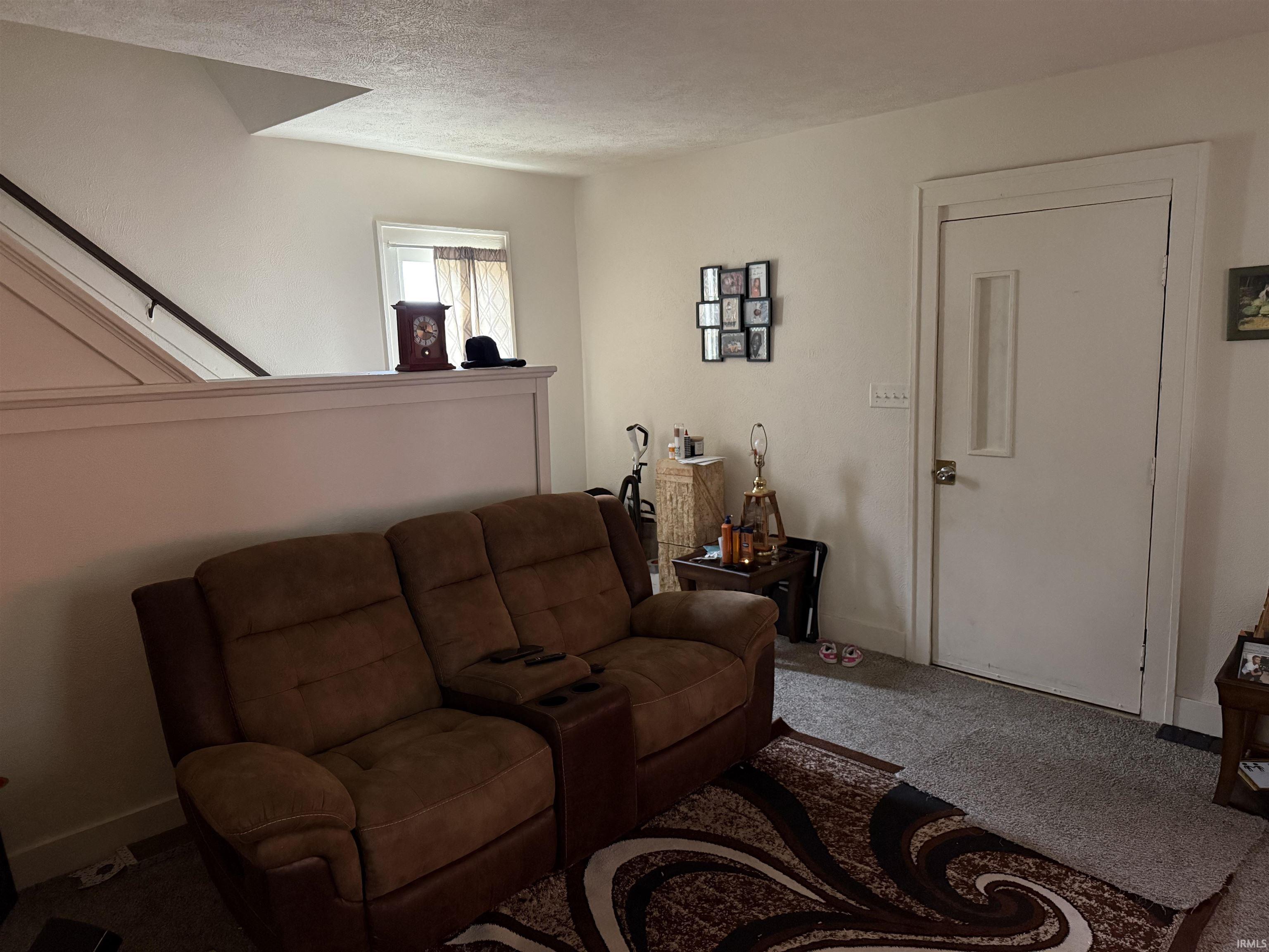 1158 E Indiana Avenue South Bend IN 46613