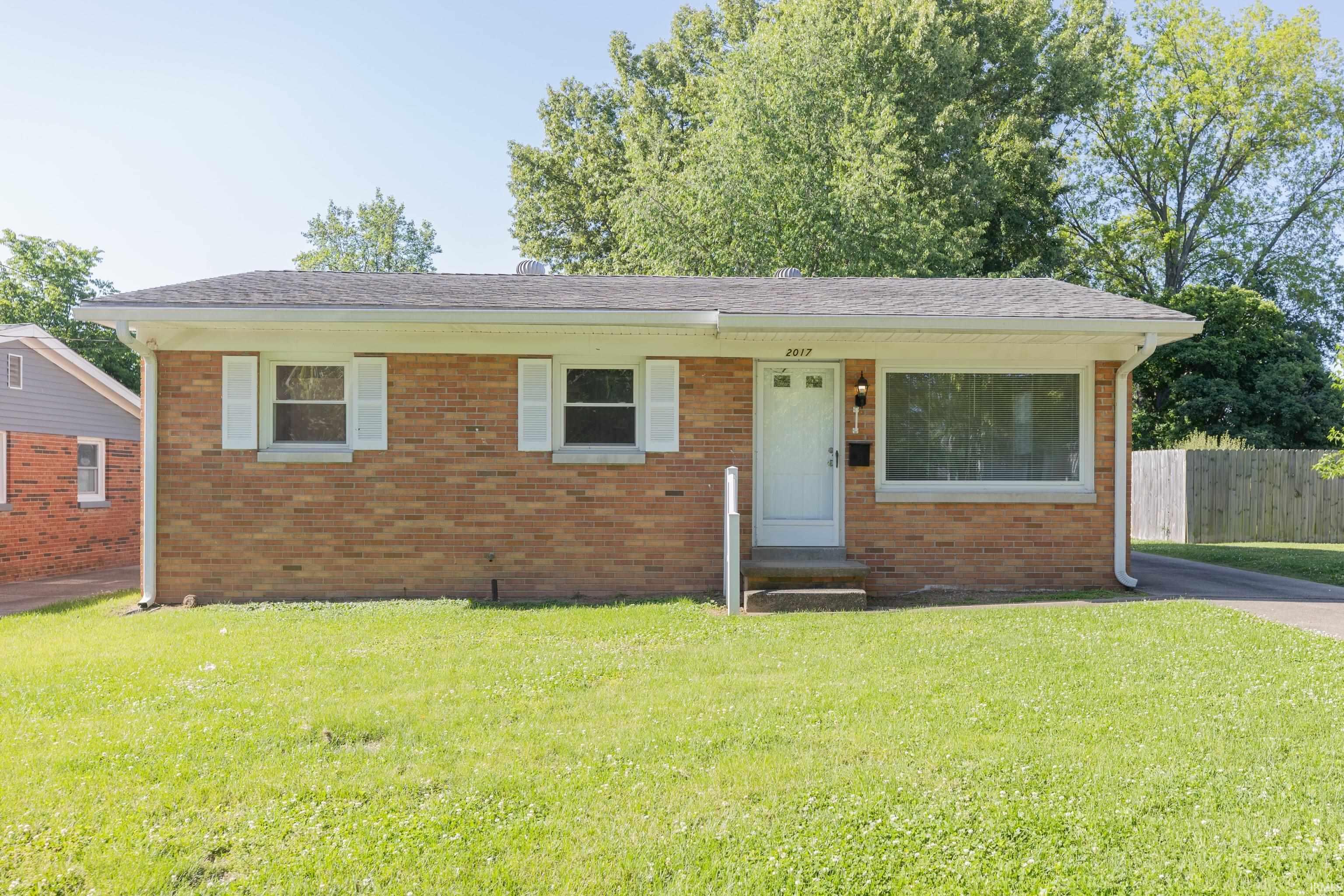 2017 Ridgeway Avenue Evansville IN 47714