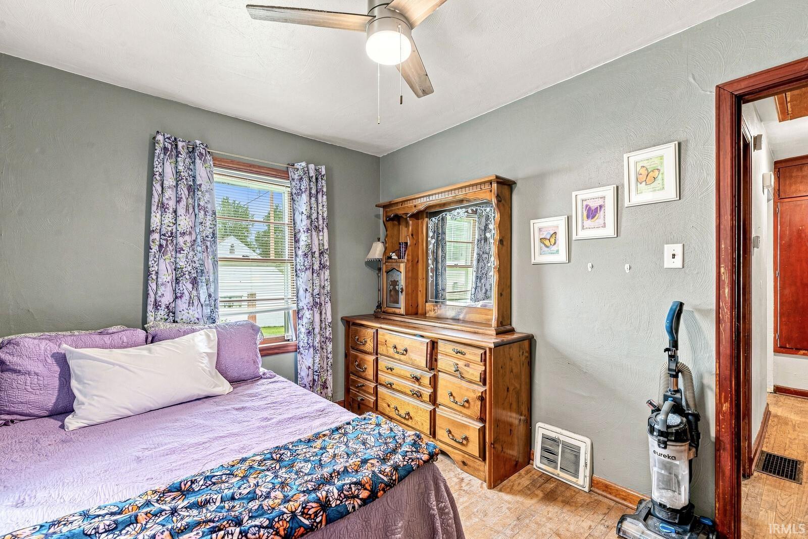1917 E Bowman Street South Bend IN 46613