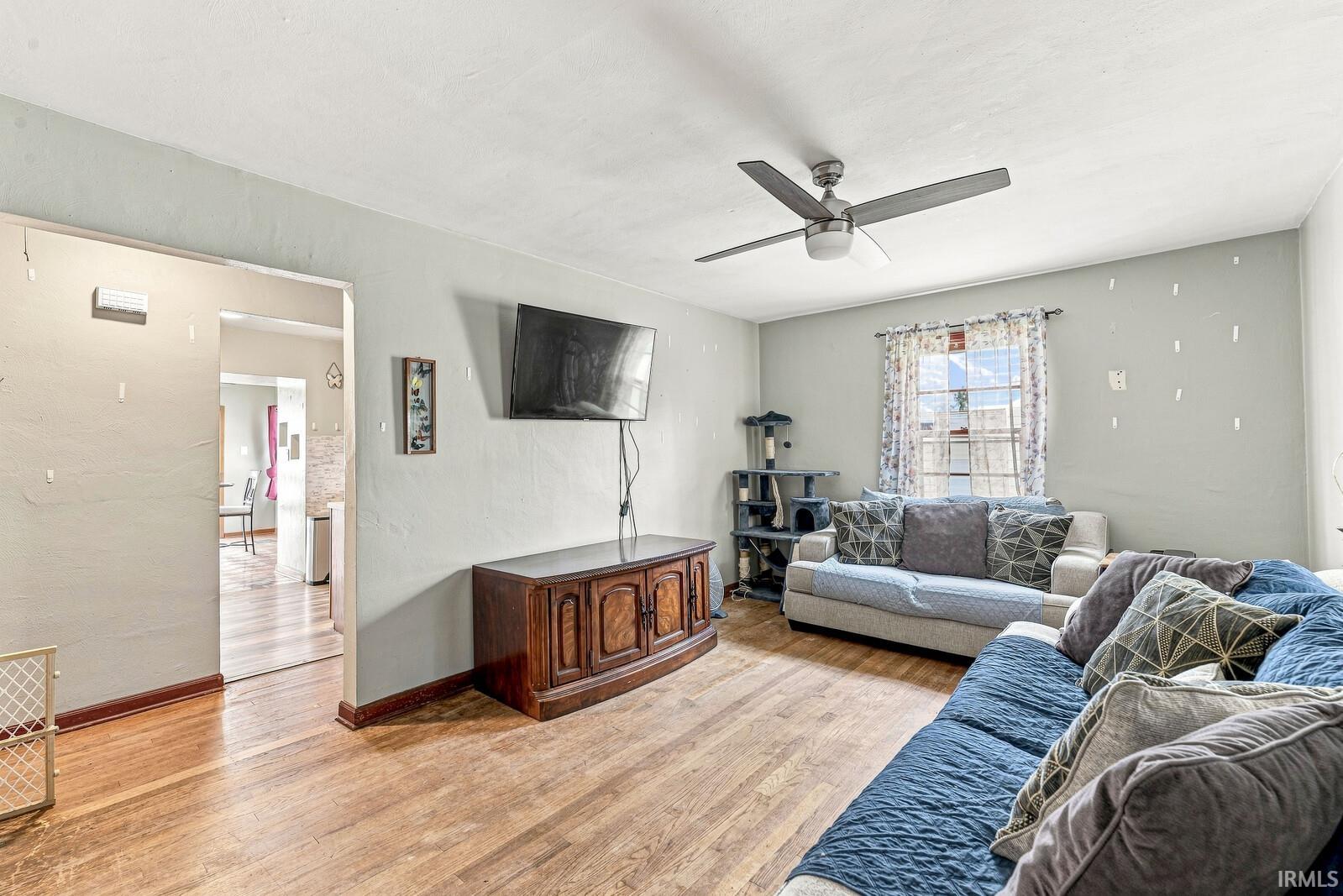 1917 E Bowman Street South Bend IN 46613