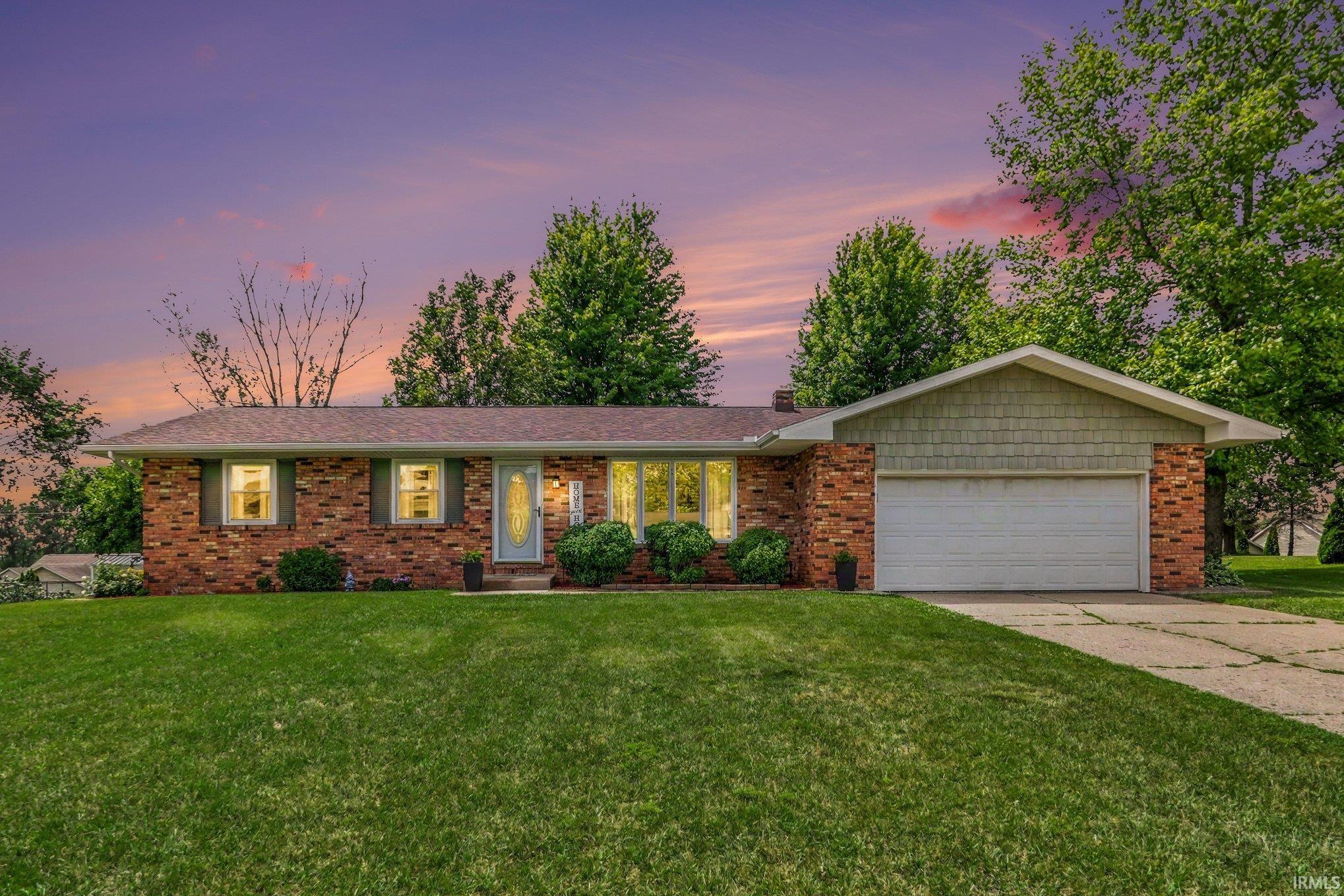 515 Sunset Lane Middlebury IN 46540
